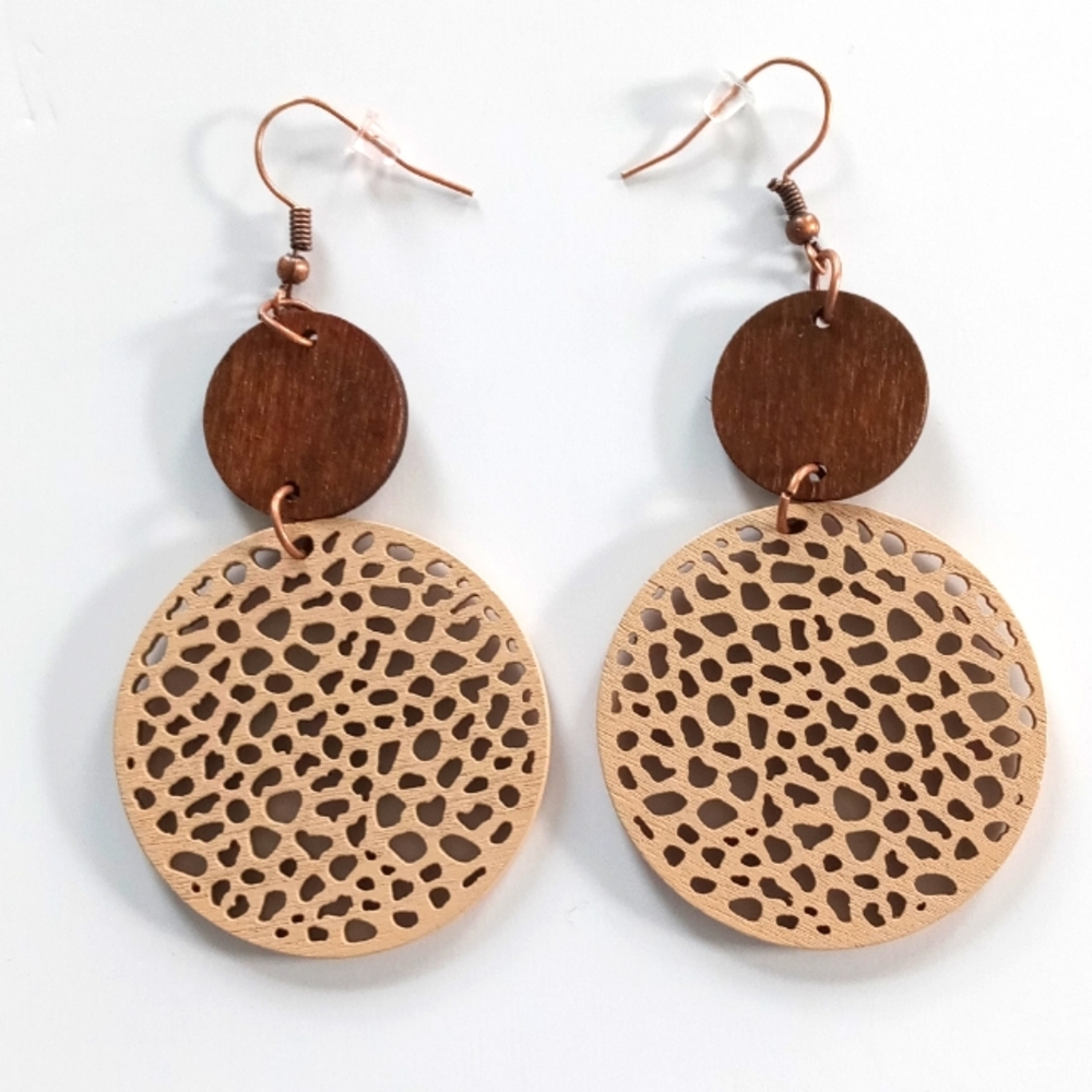 NWOT Elegant Brown and Tan Wood Dangle Earrings, Faux Gold Hooks Costume Jewelry